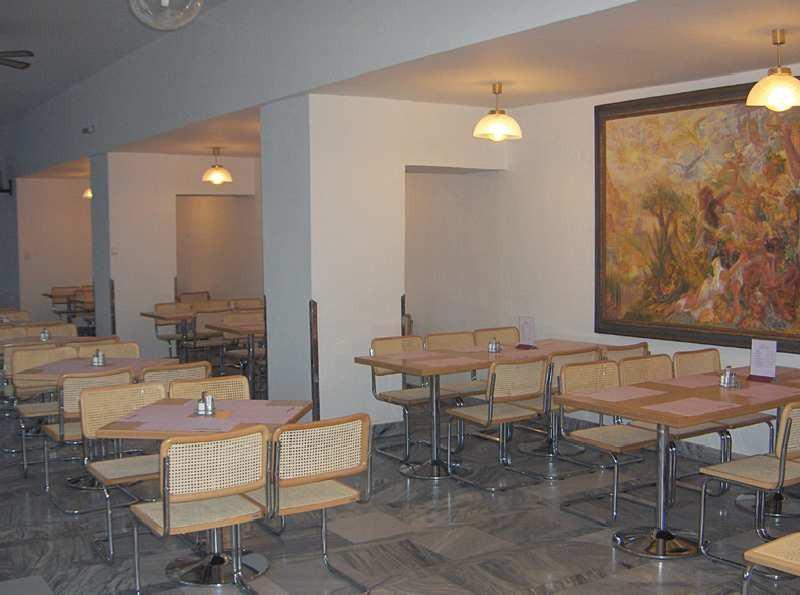 Axa 3* Praha